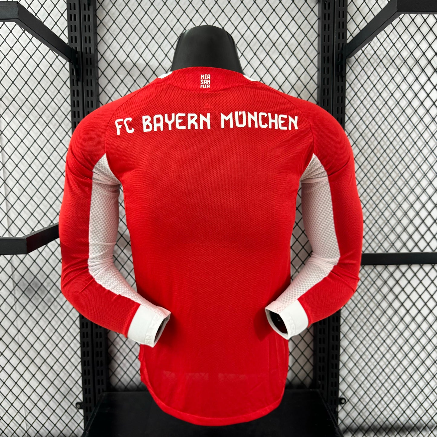 Bayern Munchen 2025-2026 Long Sleeve Home Kit