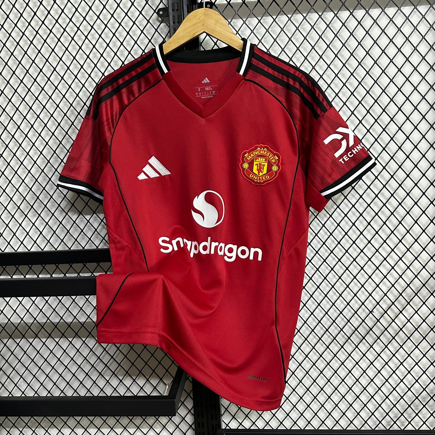 Manchester United 2025-2026 Home Kit