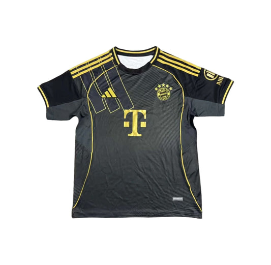Bayern Munchen "Bavarian Legacy" Special Kit