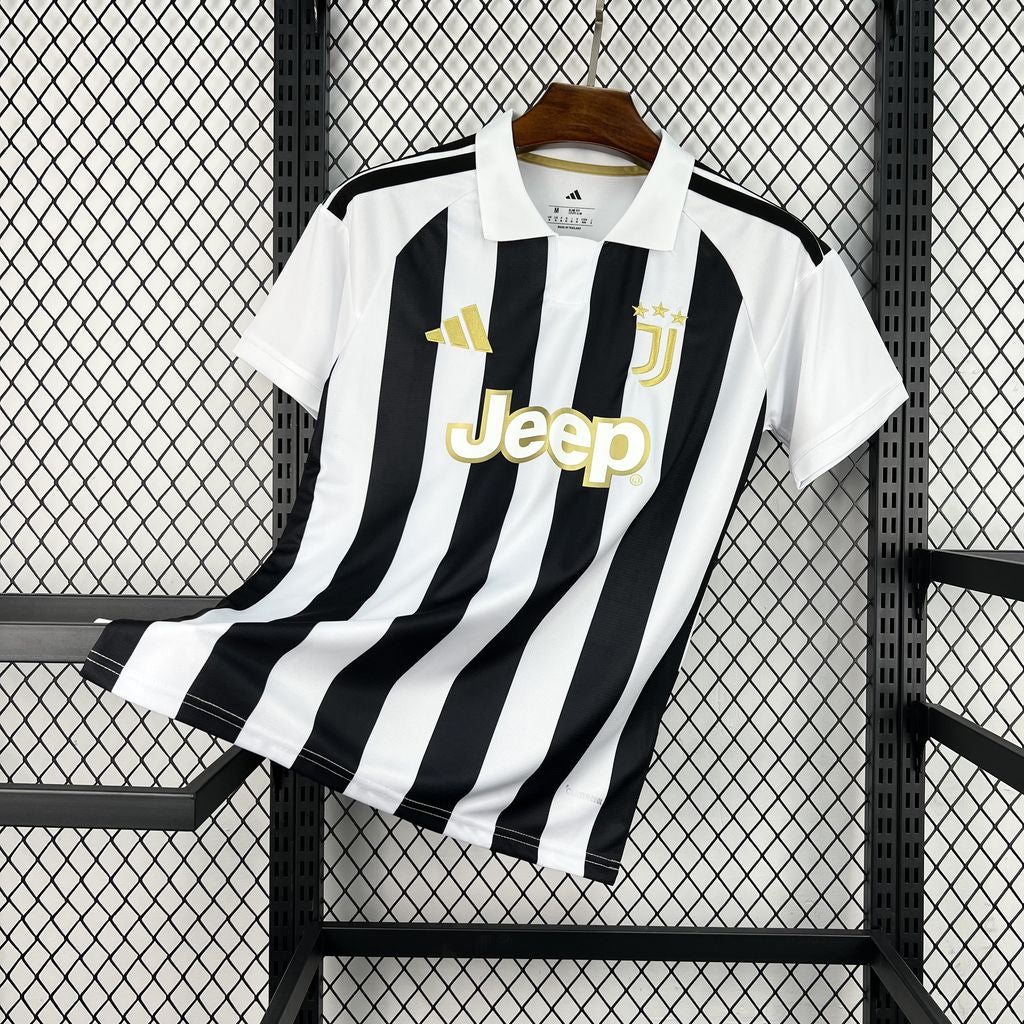 Juventus 2026/27 Home Kit