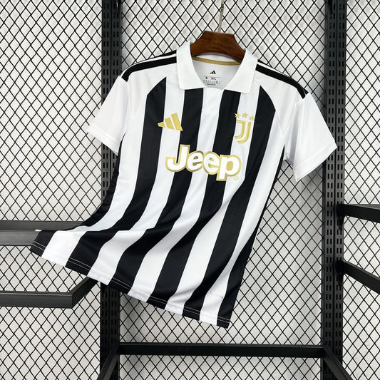 Juventus 2026/27 Home Kit